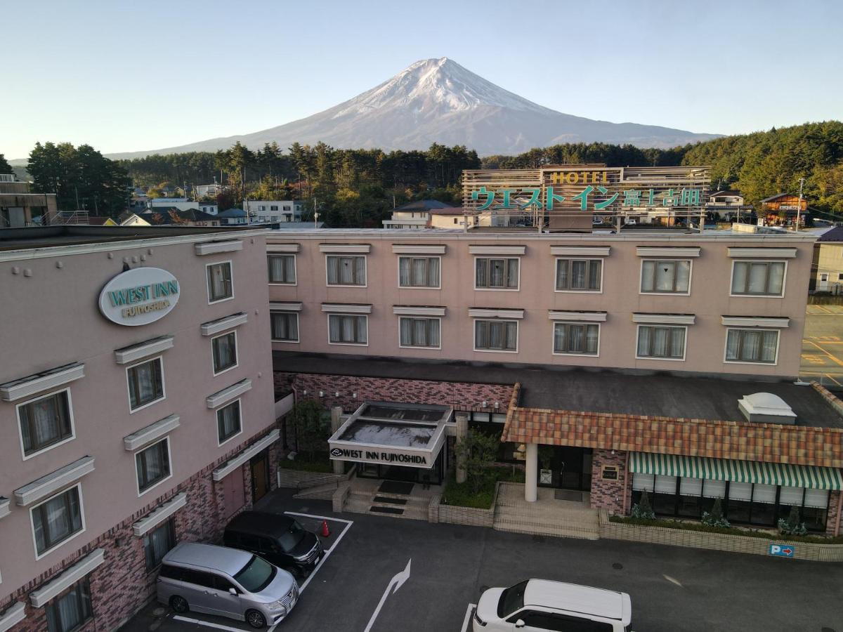 West Inn Fuji-Yoshida Fudzsijosida Kültér fotó