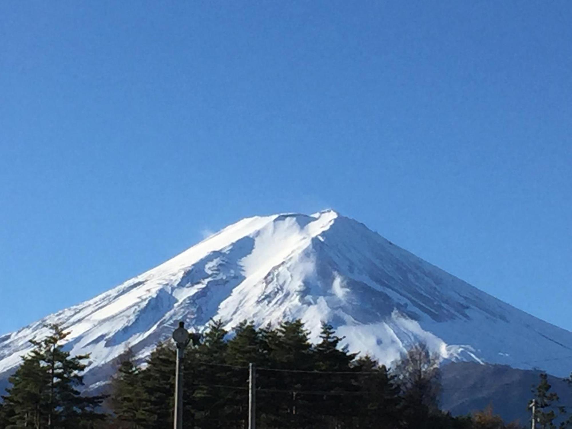 West Inn Fuji-Yoshida Fudzsijosida Kültér fotó